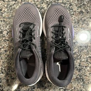 Wave runner 25 MIZUNO WAVE